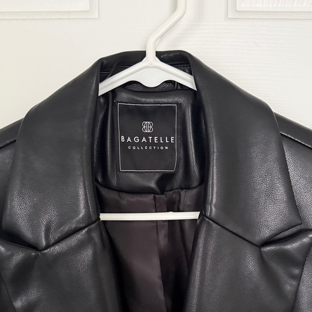Bagatelle Collection Women’s Black Faux Leather Double-Breasted Blazer Size M - Picture 2 of 9